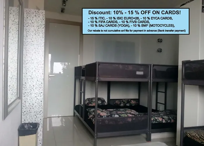 Gasthuis Dominant With Free Parking For Preregistered Drivers & Garage With Cctv Bratislava