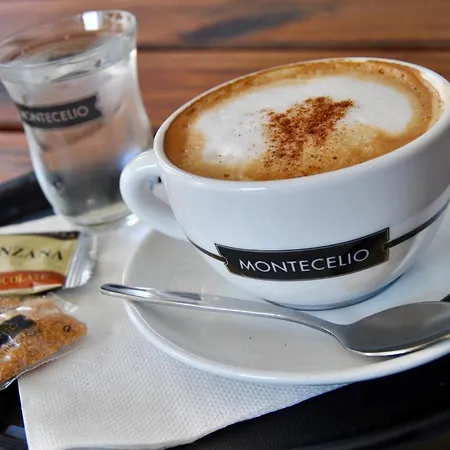 Vendégház Dominant With Free Parking For Preregistered Drivers & Garage With Cctv