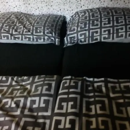 Dominant With Free Parking For Preregistered Drivers & Garage With Cctv Pozsony