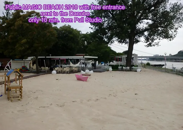 Dominant With Free Parking For Preregistered Drivers & Garage With Cctv 3* Братислава