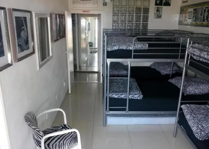 Dominant With Free Parking For Preregistered Drivers & Garage With Cctv Братислава