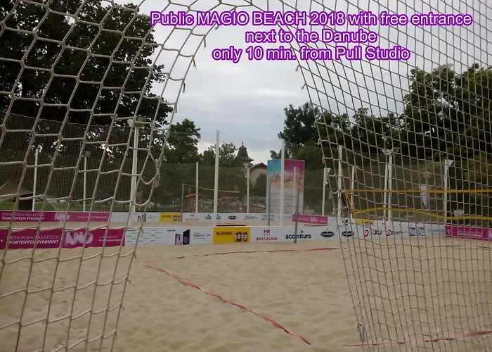 Casa de hóspedes Dominant With Free Parking For Preregistered Drivers & Garage With Cctv Bratislava